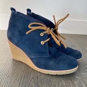 Sperry suede wedge booties/8